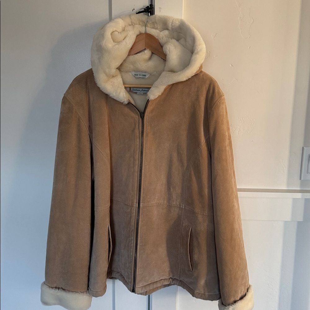 Shearling-Lined Hooded Suede Jacket - Cream Trim - Picture 9 of 16